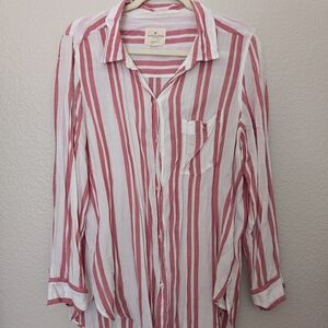 American Eagle Outfitters Red and White Striped Shirt
